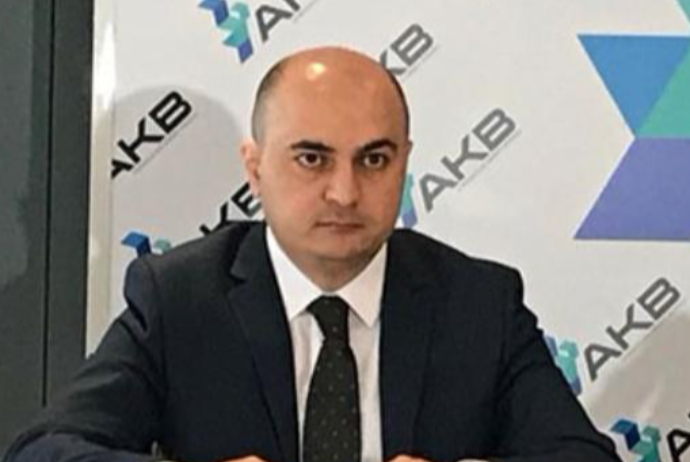 Elçin Həbibov: "AKB yeni xidmətlər istifadəyə verəcək" | FED.az