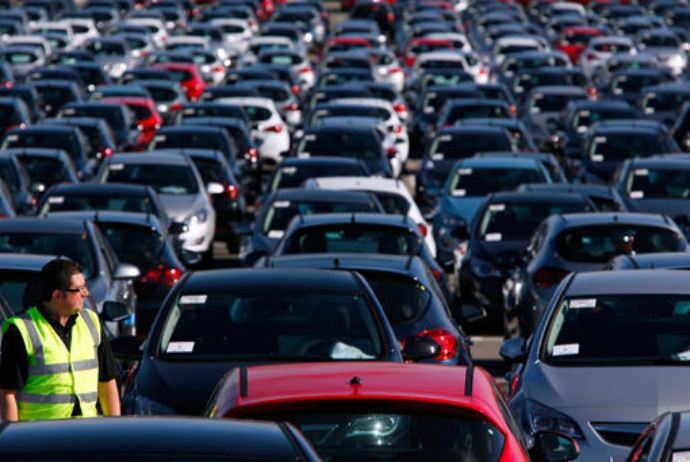 Hyundai, Volkswagen və Nissan, dövlət komitəsinin avtomobilləri - HƏRRACDA SATILDI | FED.az