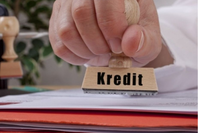 Azərbaycanda 8 bankın kredit portfeli - 1 MİLYARD MANATDAN YÜKSƏKDİR | FED.az