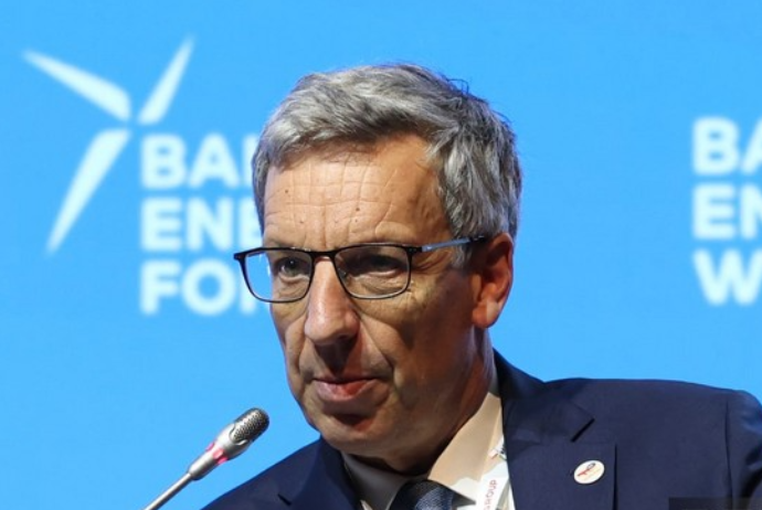 “TotalEnergies”: Azərbaycanda dünyada ilk dəfə avtomatik sualtı boru kəmərlərinin təmizlənməsi sistemi tətbiq ediləcək | FED.az