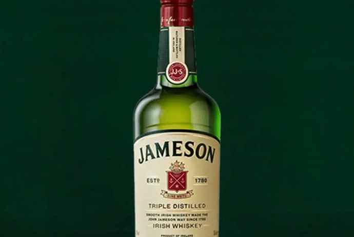 Azərbaycanda İrlandiyanın “Jameson” viski brendindən qanunsuz istifadə edildiyi - İDDA OLUNUR | FED.az