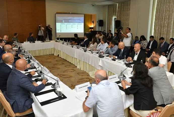 Nazirlik startap, yerli və xarici şirkətlərin nümayəndələri ilə görüş keçirdi - Müzakirələrin detalları | FED.az