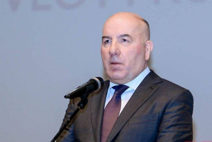 Elman Rüstəmov: "Atabank" və "Amrah Bank"ın problemləri yeni deyil" | FED.az