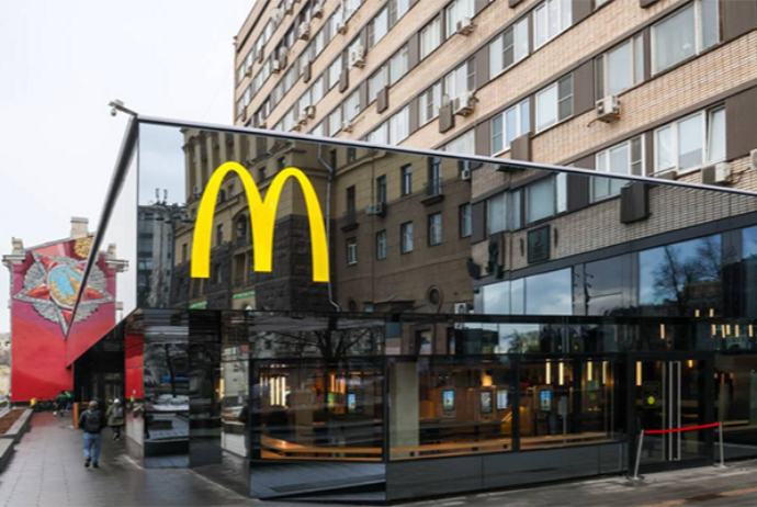 Rusiyada “McDonald's”ı əvəzləyəcək “fast food” şəbəkəsinin loqosu məlum olub - FOTO | FED.az