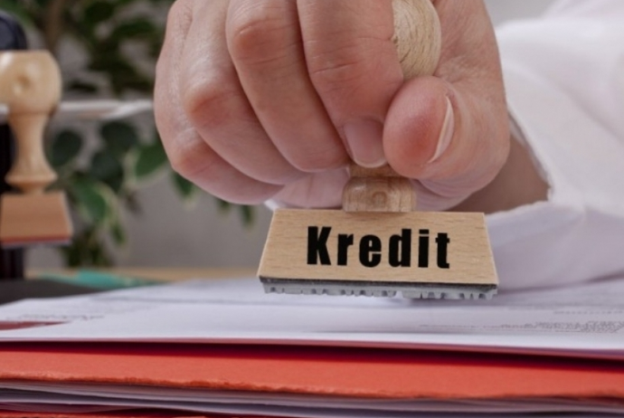 Azərbaycanda 7 bankın kredit portfeli - 1 MİLYARD MANATDAN YÜKSƏKDİR | FED.az