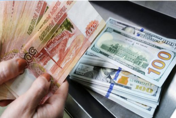 2023-cü ildə 1 dolların 75 rubl civarında olacağı - GÖZLƏNİLİR | FED.az