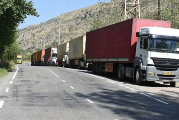 AYNA: "Astara” gömrük postunda 80-dən çox avtomobil gözləyir | FED.az