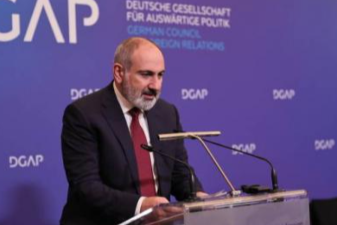 Paşinyan sülh sazişi ilə Minsk qrupunun ləğvinə dair sənədi eyni vaxtda imzalamağı təklif edib | FED.az