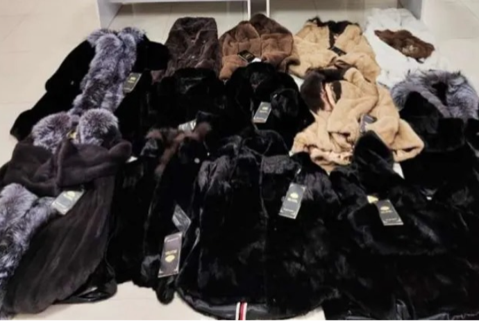 Xəz dəri məmulatlarının qanunsuz yolla ölkəyə gətirilməsi cəhdinin qarşısı alınıb | FED.az