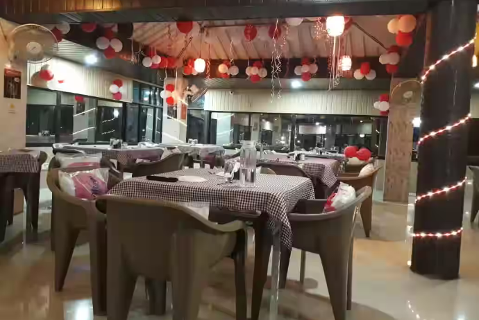 "D'lite Restaurant & Cafe" işçi axtarır - MAAŞ 2000 MANAT - VAKANSİYA | FED.az