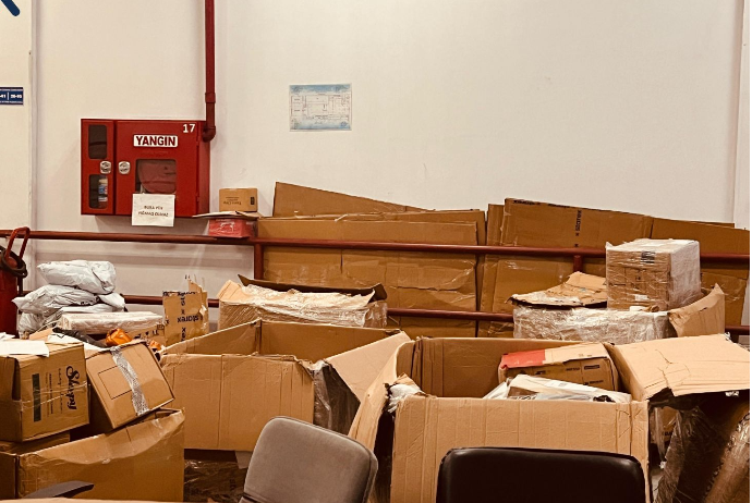 “Vətəndaşlar elə bilir ki, gömrükdə mallarını açır, içindən nəsə götürürlər...” | FED.az