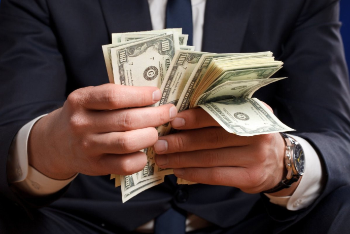 Dünyanın ən zəngin şəxsləri məlum olub - 10-dan 9-u ABŞ-da | FED.az