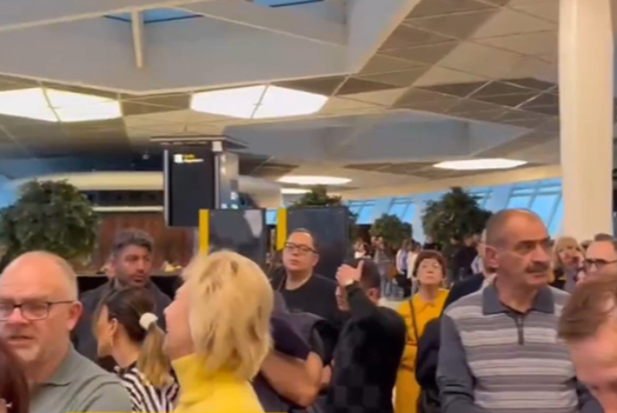 Bakı aeroportunda sıxlıq, uçuşlar gecikdi - AÇIQLAMA - VİDEO | FED.az