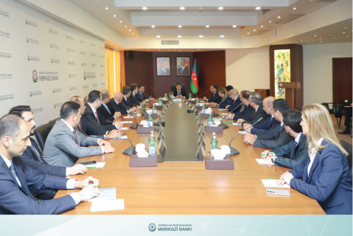 Azərbaycan sığortaçılarının I rübdəki fəaliyyətinin nəticələri müzakirə olunub | FED.az