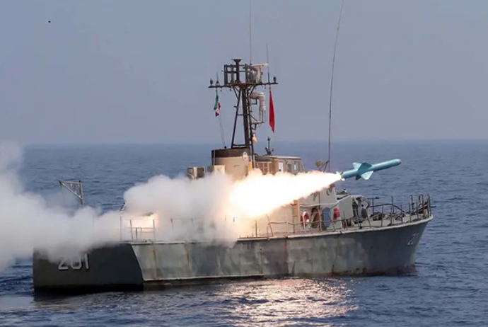 İran İsrail gəmisini raketlə vurdu | FED.az