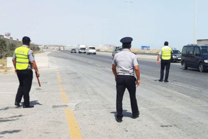 Polis postlarından bu şəxslər və avtomobillər buraxılacaq - QAYDALAR TƏSDİQLƏNDİ | FED.az