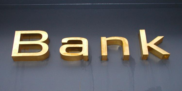 Bankir: Kiçik banklar, böyük banklardan daha sağlamdırlar | FED.az