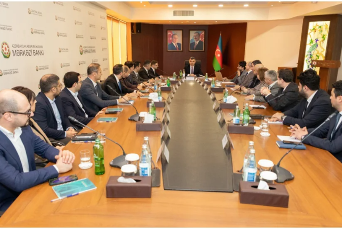 AMB-də fintex ekosistemində institusional əsasların gücləndirilməsi müzakirə edilib | FED.az