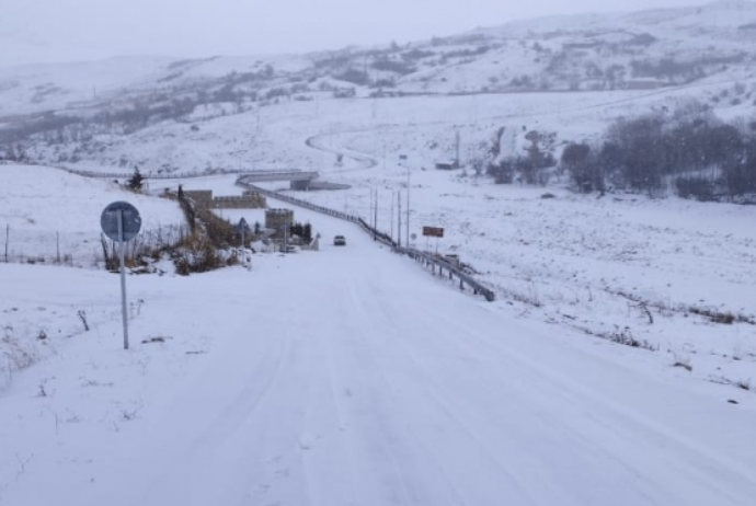 Qaxa qar yağıb - FAKTİKİ HAVA | FED.az