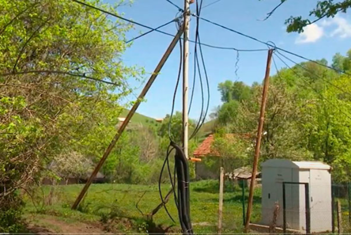 “Azərişıq” Tovuzun bir sıra kəndlərində elektrik təsərrüfatını yeniləyir - VİDEO | FED.az