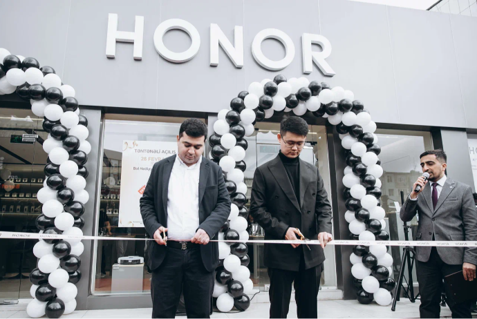 HONOR  Azərbaycanda ikinci rəsmi mağazasını və ilk servis mərkəzini açdı - FOTOLAR - VİDEO | FED.az