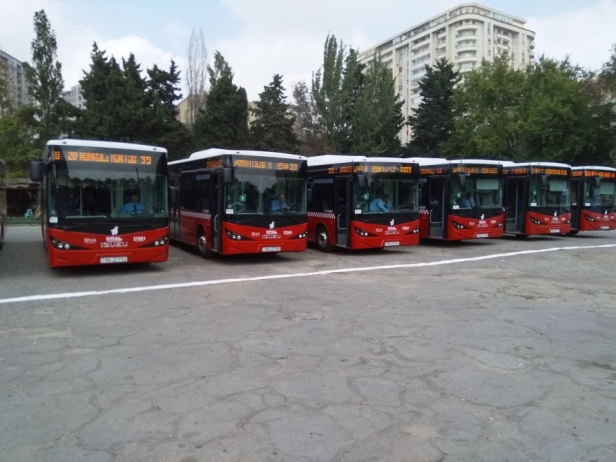 Bakının məşhur marşrutunda avtobuslar  - YENİLƏNİB | FED.az