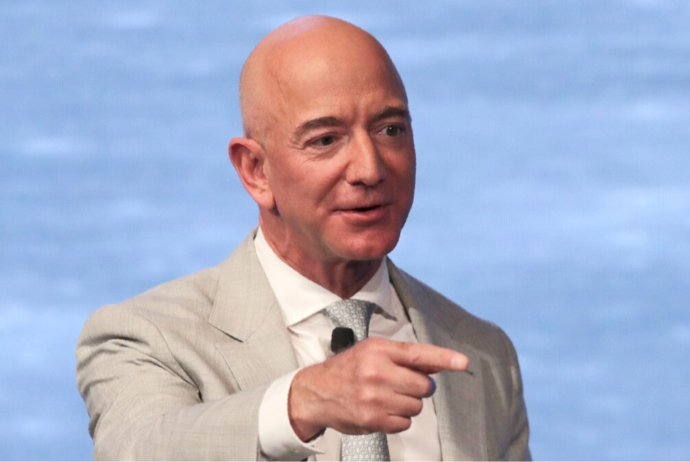 Ceff Bezos “Amazon”un daha 5 milyard dollarlıq səhmlərini satacaq | FED.az