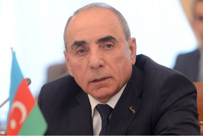 Prezident Yaqub Eyyubovu təltif etdi - SƏRƏNCAM | FED.az