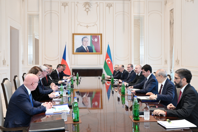 Qəbələdə İlham Əliyevin Çexiyanın Baş naziri ilə geniş tərkibdə görüşü keçirilir | FED.az