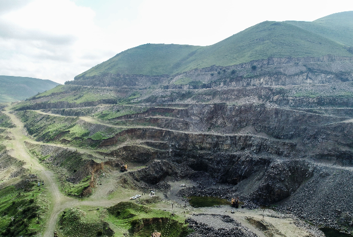 “AzerGold” QSC “Daşkəsən” dəmir filizi yatağında geoloji kəşfiyyat proqramının - İCRASINA BAŞLAYIR | FED.az