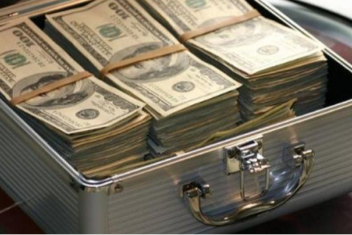 Azərbaycan bankları müştərilərinə 1,5 milyard manatdan çox depozit faizi ödəyib | FED.az