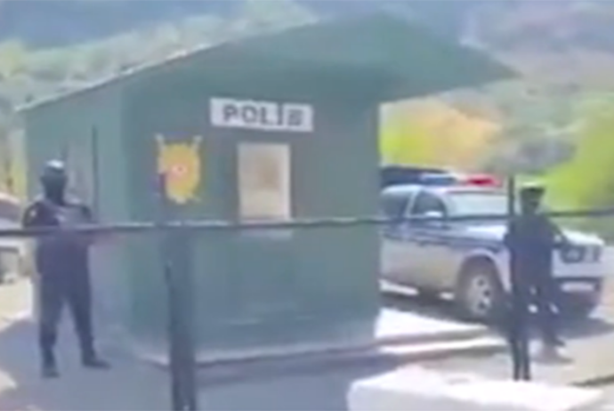 Gorus-Qafan yolundakı polis postundan - Video | FED.az