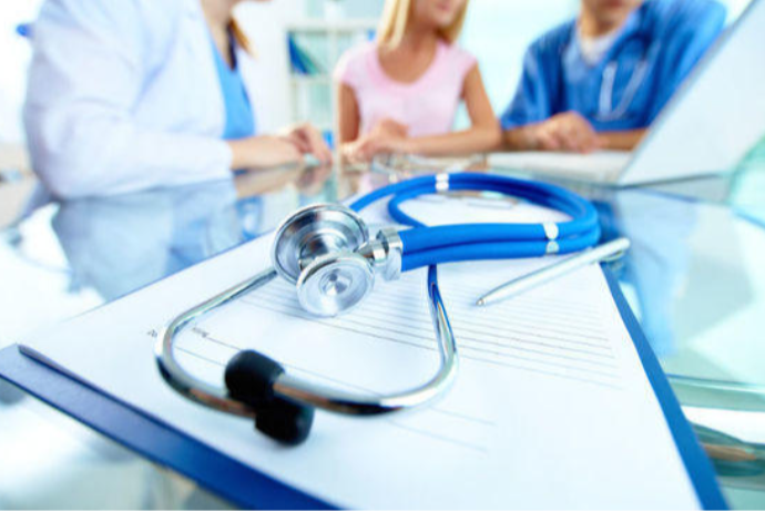 Azərbaycan səhiyyə xərclərini 30 %-dən çox azaldıb | FED.az