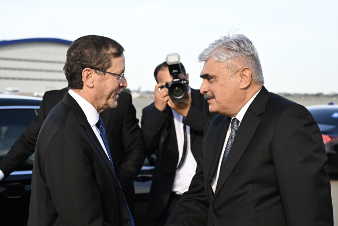 İsrail Prezidenti Azərbaycana gəlib - FOTOLAR | FED.az
