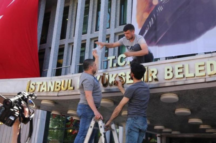 İstanbul Bələdiyyəsi azərbaycanlı araşdırmaçının - TƏKLİFLƏRİNİ QƏBUL ETDİ | FED.az