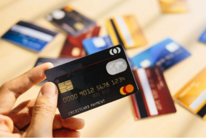 Azərbaycanda hansı bank kart qalığına faiz hesablayır? – SİYAHI, FAİZLƏR, ŞƏRTLƏR | FED.az
