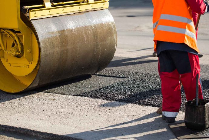 "Cahandar-H" şirkəti Qaxda yolların təmiri müqabilində 1 milyona yaxın - PUL QAZANACAQ | FED.az