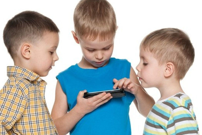 Reklamlarda uşaqların görüntüsü valideynlərin razılığı ilə istifadə ediləcək | FED.az