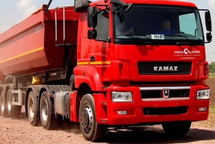 İlkin qiyməti 3100 manat olan “KAMAZ” avtomobili 21 min 31 manata satıldı - SİYAHI | FED.az