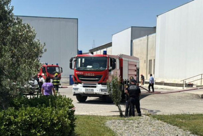 Sumqayıtda tekstil fabriki yanır | FED.az