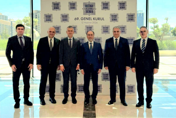 Azərbaycan Banklar Assosiasiyasının rəhbərliyi Türkiyə Bankalar Birliyinin - İllik Toplantısında | FED.az