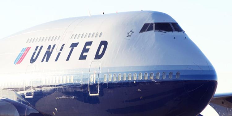 Авиакомпания United Airlines временно приостановила вылеты по всему миру | FED.az