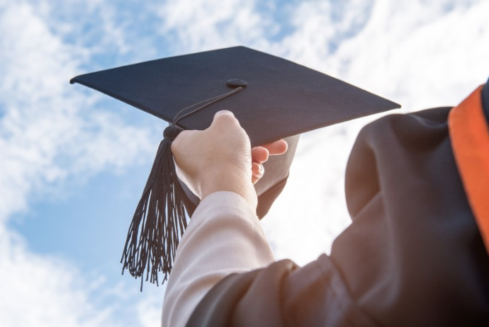 Azərbaycanda məzunları iş tapa bilməyən universitetlər – SİYAHI | FED.az