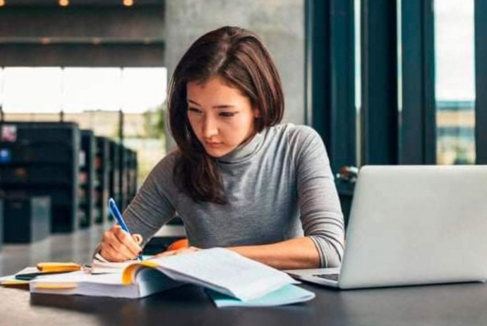 Ötən il xaricdə təhsil üzrə Dövlət Proqramı çərçivəsində seçilən 33 nəfər sonradan imtina edib | FED.az