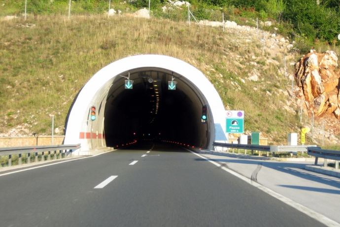 Bakıda yeni - TUNEL ÇƏKİLƏ BİLƏR | FED.az