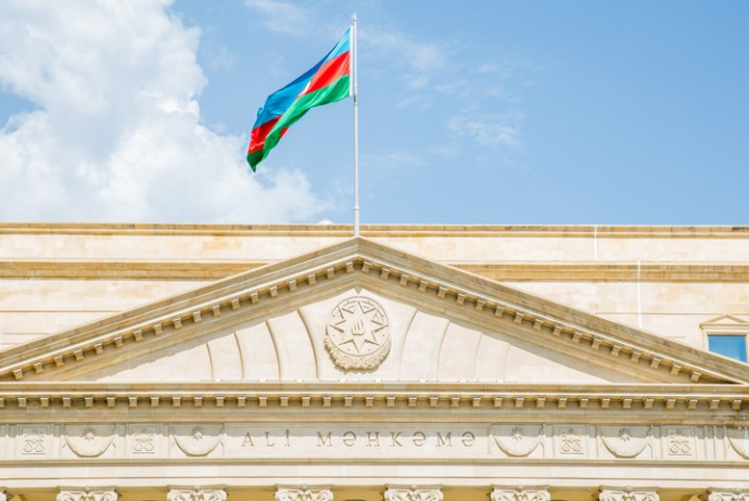 Ali Məhkəmə: İcra mərhələsində vəfat etmiş tərəflərin varisləri eyni tələb üzrə yeni iddia qaldıra bilməz | FED.az