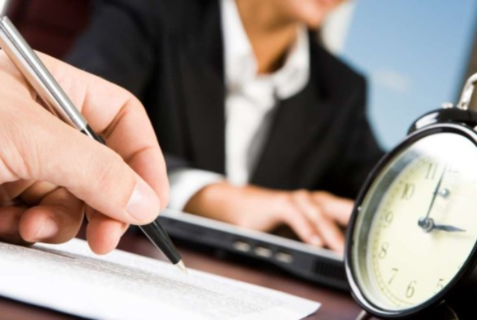 Bakıda 3 rayonda işləyənlərin sayı azalıb | FED.az