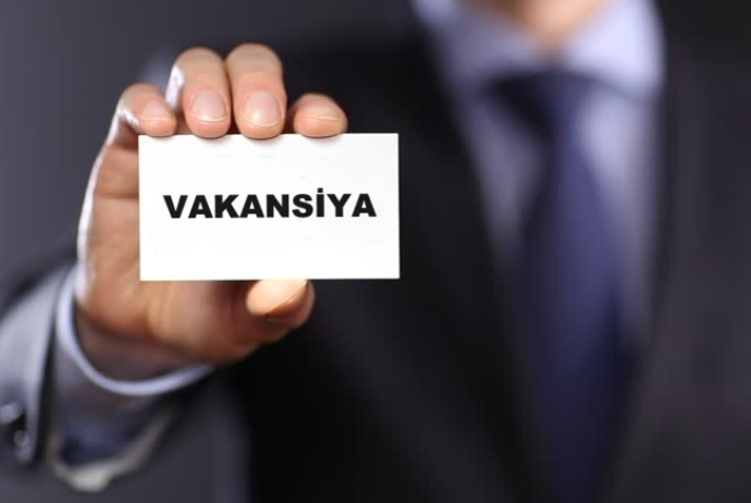 "Kamilhan" işçi axtarır - MAAŞ 3000 MANAT - VAKANSİYA | FED.az