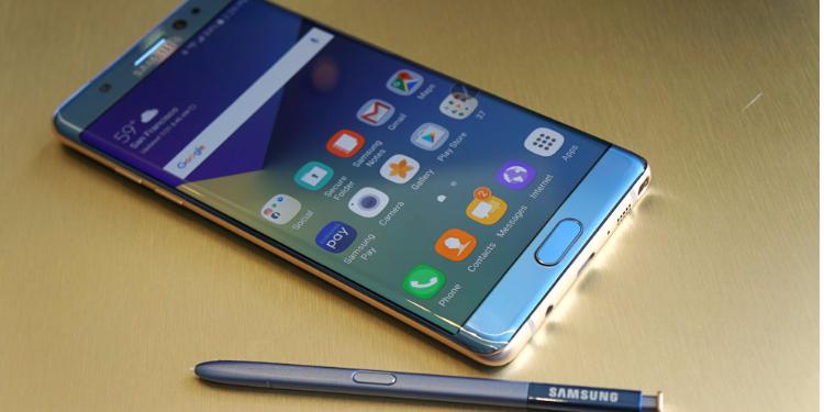 Samsung открывает в аэропортах пункты замены Galaxy Note 7 | FED.az
