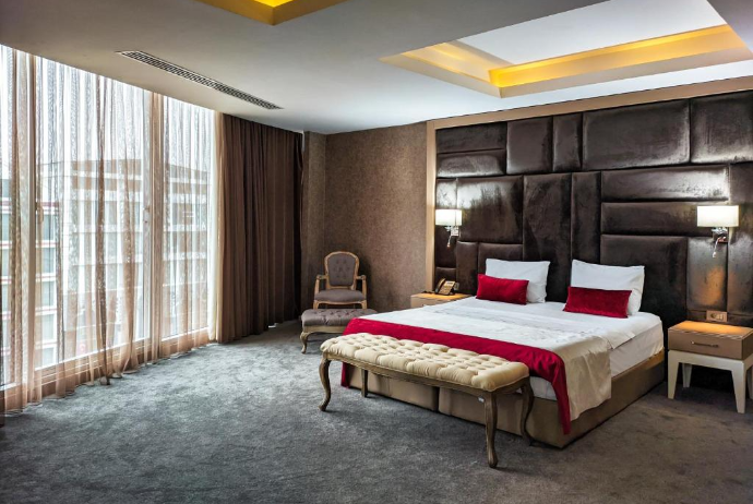 Hotellərinin gəlirlərinin artıb-azalmasına görə - RAYONLARIN VƏ ŞƏHƏRLƏRİN RENKİNQİ (2025/YANVAR-İYUN) | FED.az